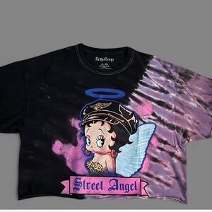 Woman’s XL Betty Boop Black and Pink Tie Dye Street Angel Crop Top Tee
